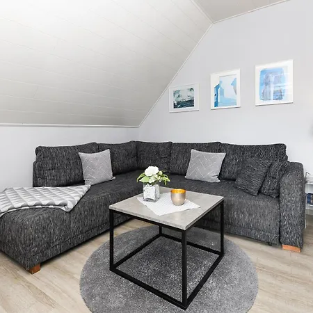 Harms Apartment *